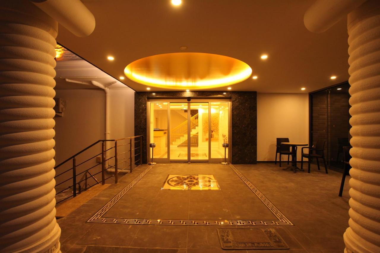 Golden Spark Aparthotel Antalya Buitenkant foto